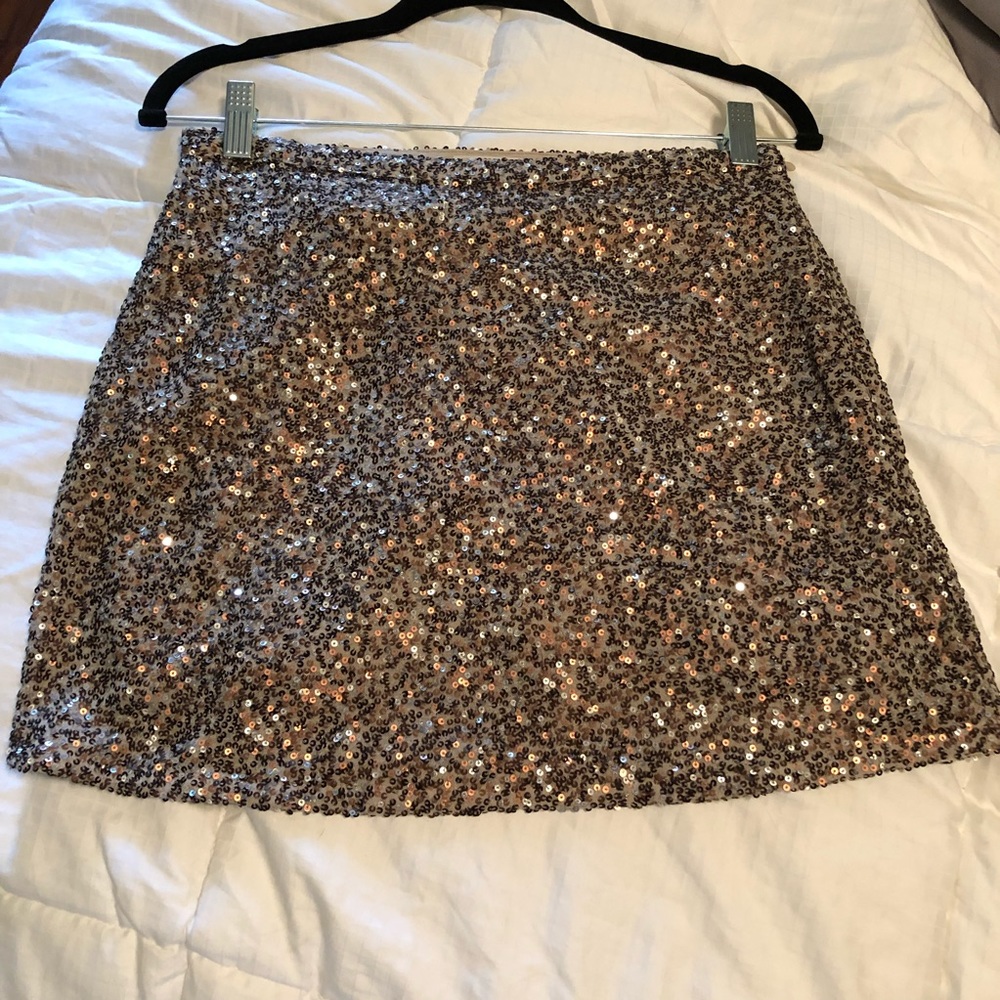 NWOT Billabong bronze Sequin Skirt